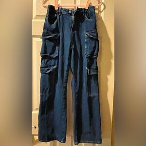 Jeans size medium lots of pockets